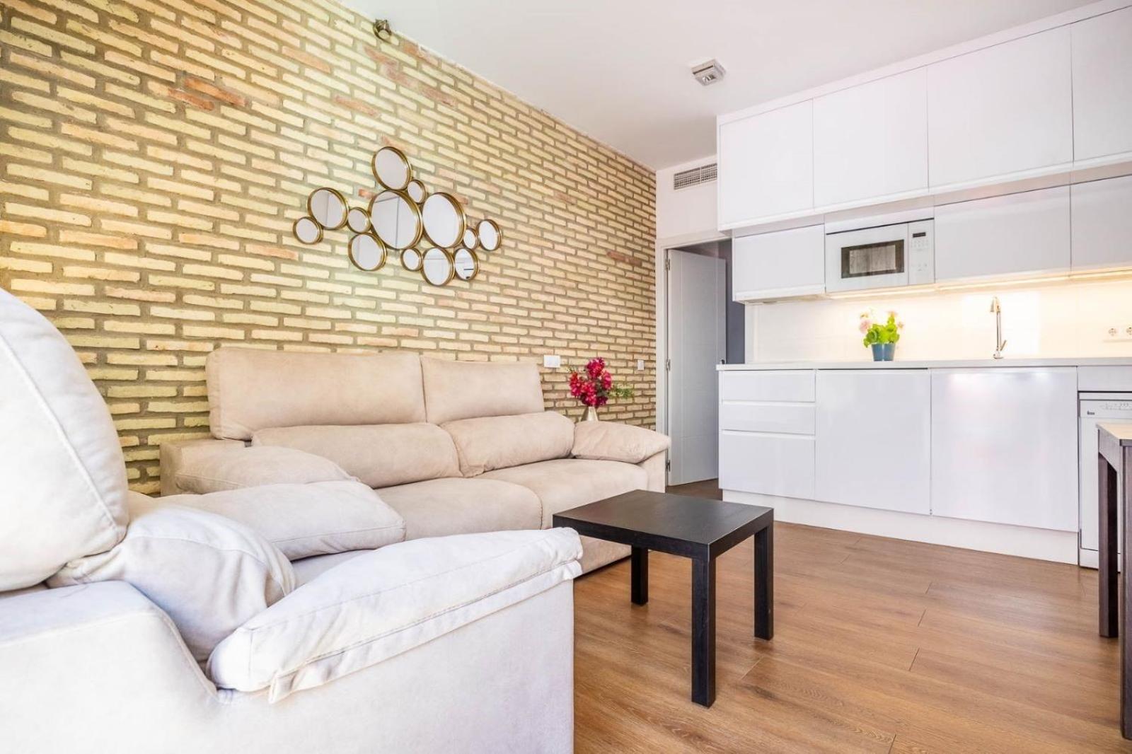 Apartment Poemas & Rimas De Becquer Seville